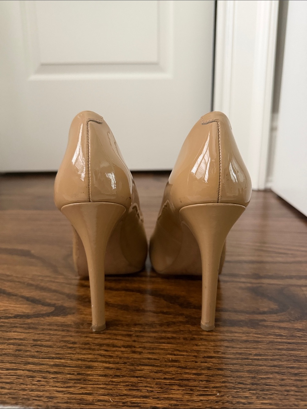 Jessica Simpson Nude Patent High Heel Pumps - Picture 4 of 6